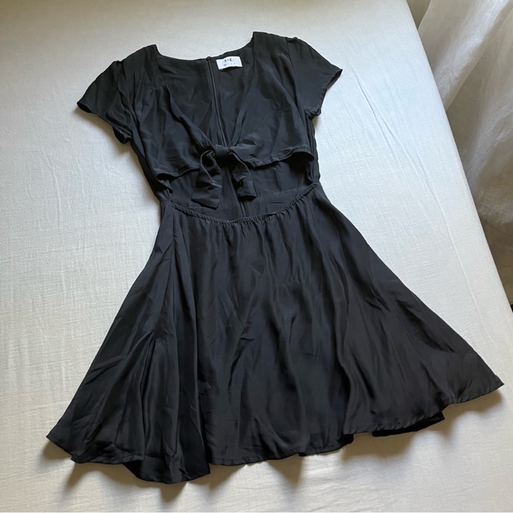 SIR THE LABEL | Black Elsa Tie Front Cut-Out Mini Dress in Size 0 / XS